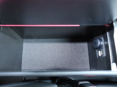 صورة مصغرة 62 لـ 2023 Lexus UX