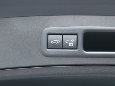 صورة مصغرة 58 لـ 2023 Lexus UX