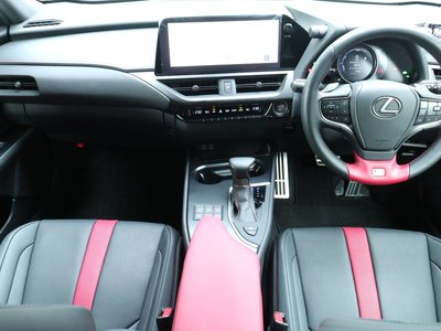 صورة مصغرة 20 لـ 2023 Lexus UX