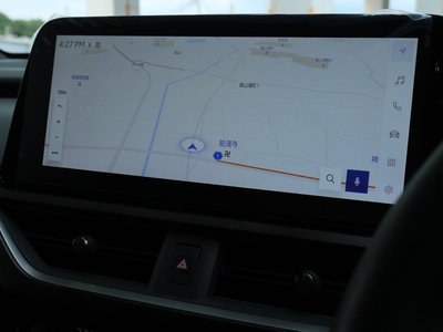 صورة مصغرة 17 لـ 2023 Lexus UX