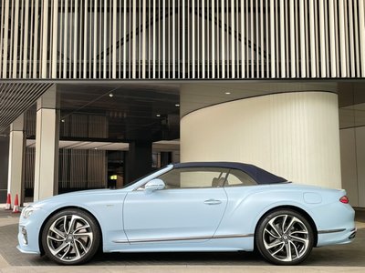 BENTLEY CONTINENTAL - 4