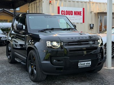 LAND ROVER DEFENDER - 1