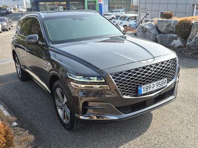 GENESIS GV80 - 8