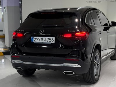 MERCEDES-BENZ GLA - 3