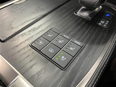 2023 Lexus LS — миниатюра 69