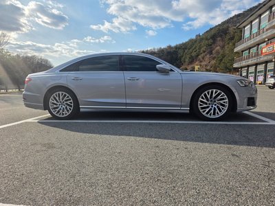 AUDI A8 - 2