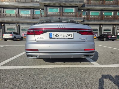 AUDI A8 - 4