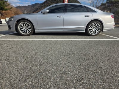 AUDI A8 - 3