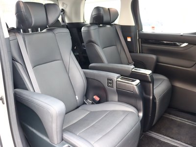 TOYOTA ALPHARD - 9