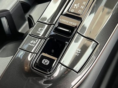 2025 Toyota CROWN SPORT — миниатюра 59