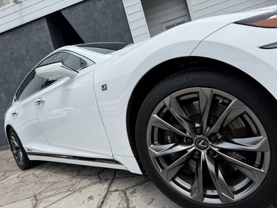 LEXUS LS - 3