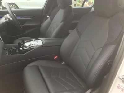 2025 BMW 5 SERIES 缩略图 58