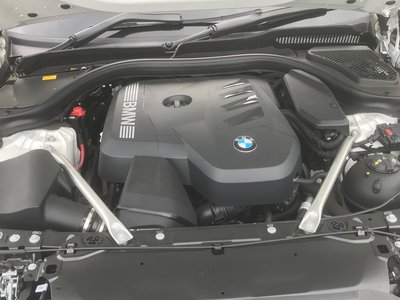 2025 BMW 5 SERIES 缩略图 41