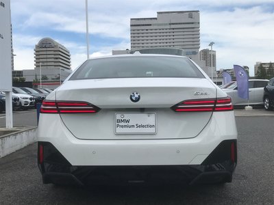 2025 BMW 5 SERIES 缩略图 52