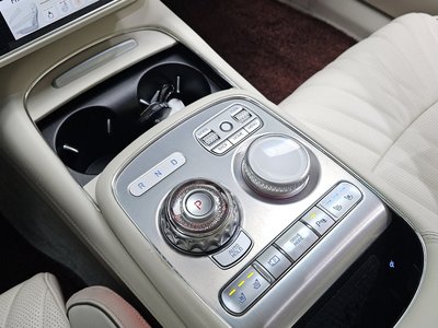 2022 Genesis G90 (RS4) 照片 9
