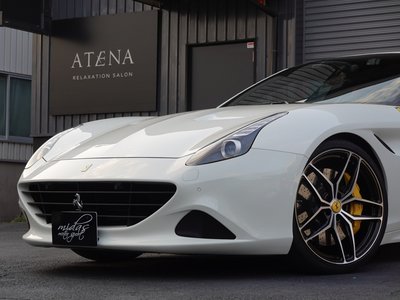 FERRARI CALIFORNIA T - 5