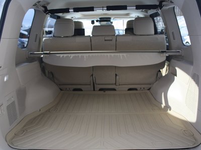 TOYOTA LAND CRUISER 300 - 10