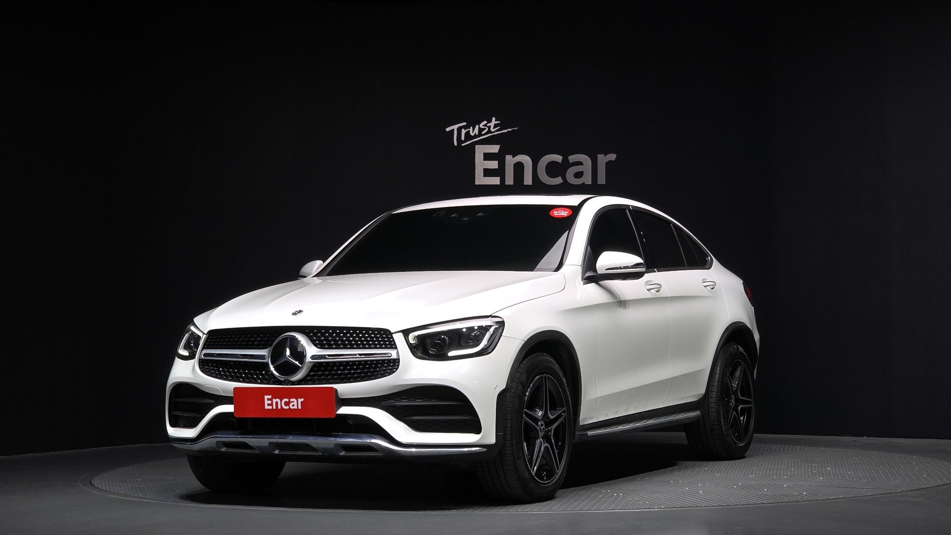 MERCEDES-BENZ GLC - View 1