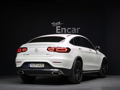 MERCEDES-BENZ GLC - 4