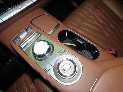 صورة مصغرة 12 لـ 2022 Genesis GV70