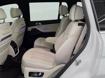 2025 BMW X7 — миниатюра 13