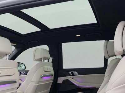 2025 BMW X7 — миниатюра 12