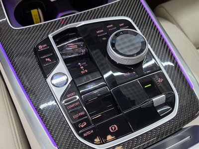 صورة 9 لـ 2025 BMW X7