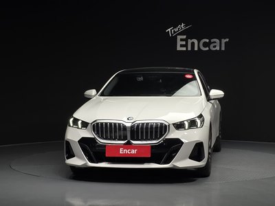 BMW 5 SERIES - 2