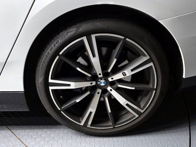 BMW 5 SERIES - 8