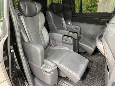 TOYOTA ALPHARD - 9