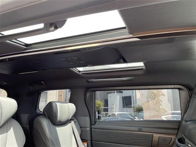 TOYOTA ALPHARD - 5