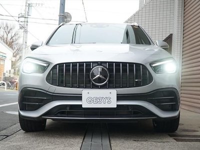 MERCEDES-BENZ GLA - 9