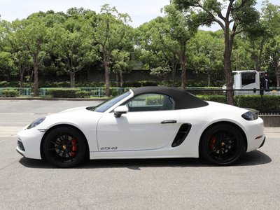 صورة 6 لـ 2024 Porsche 718