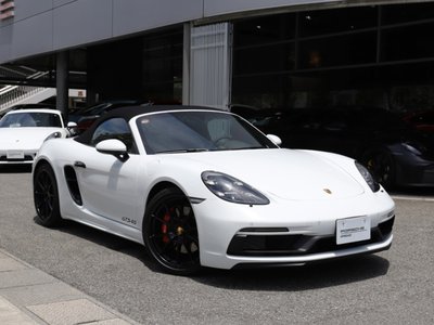 صورة 10 لـ 2024 Porsche 718
