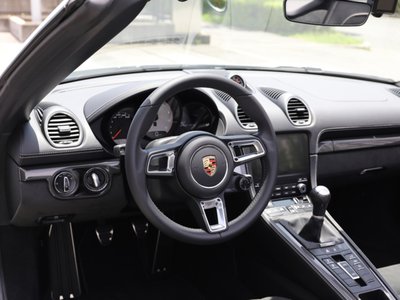 صورة مصغرة 11 لـ 2024 Porsche 718