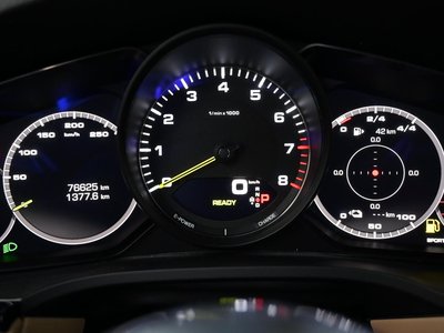 PORSCHE CAYENNE - 8