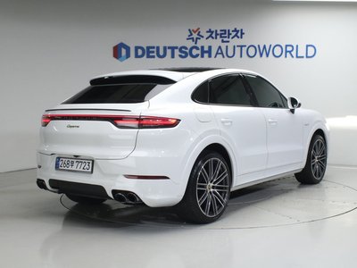 PORSCHE CAYENNE - 4