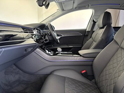 2024 AUDI A8 — миниатюра 30