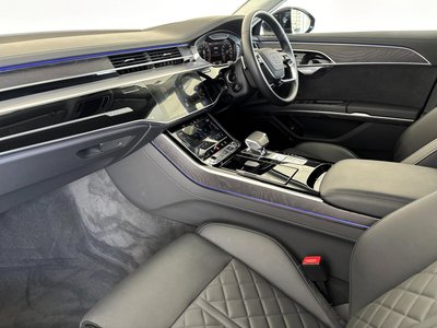 2024 AUDI A8 — миниатюра 29