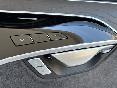 2024 AUDI A8 — миниатюра 26