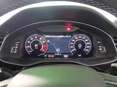 صورة 10 لـ 2022 AUDI RS Q8