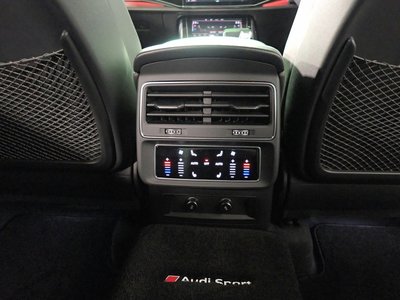 صورة مصغرة 40 لـ 2022 AUDI RS Q8