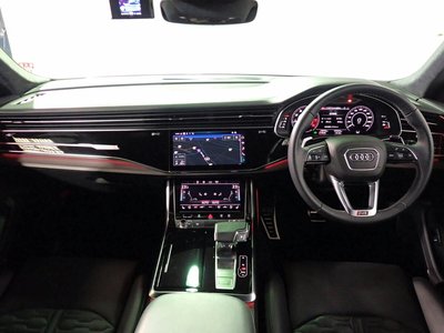 صورة 7 لـ 2022 AUDI RS Q8