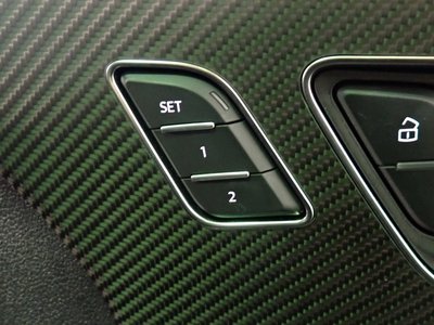 صورة مصغرة 30 لـ 2022 AUDI RS Q8