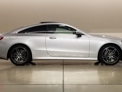 MERCEDES-BENZ E-CLASS - 6