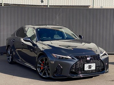 LEXUS IS - 3
