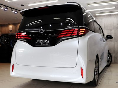 TOYOTA ALPHARD - 9