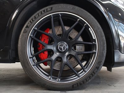 MERCEDES-BENZ GLC AMG - 6