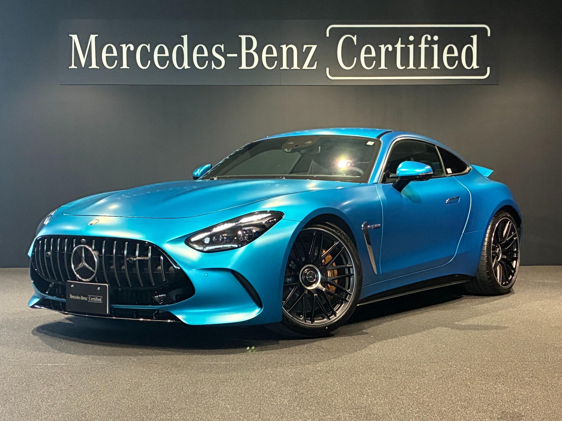MERCEDES-BENZ GT AMG - View 1