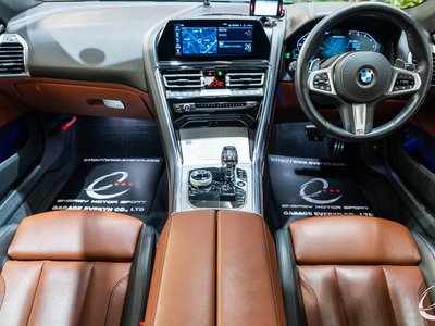 BMW 8 SERIES - 3